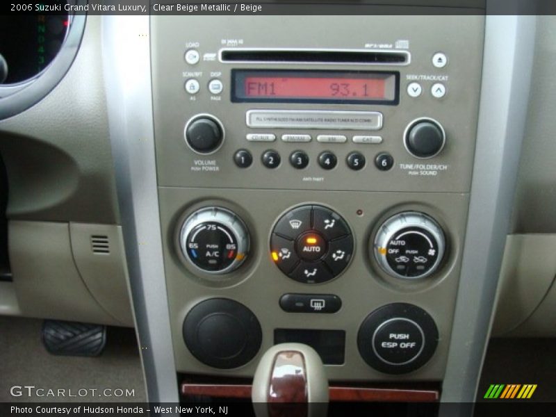 Clear Beige Metallic / Beige 2006 Suzuki Grand Vitara Luxury