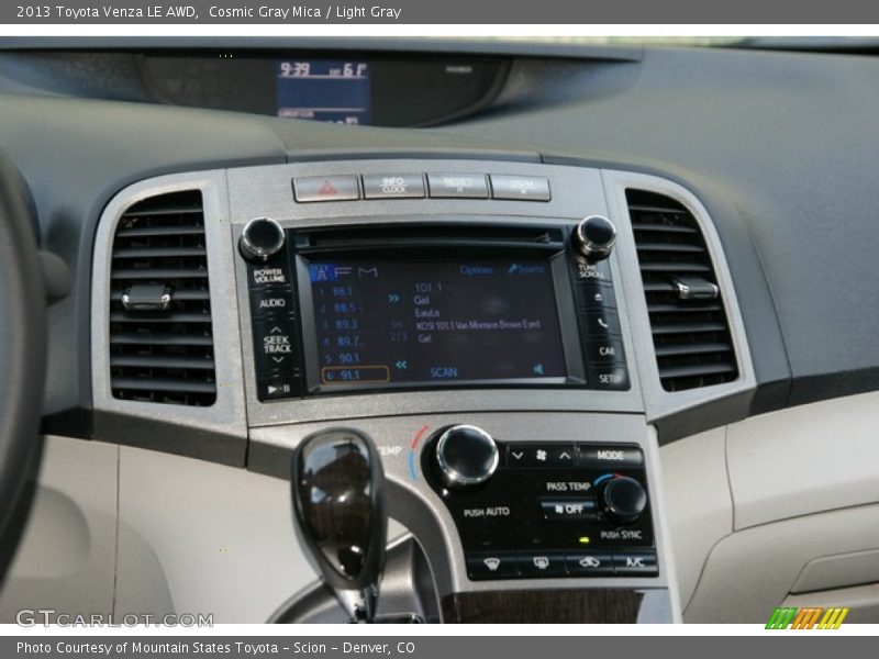 Cosmic Gray Mica / Light Gray 2013 Toyota Venza LE AWD