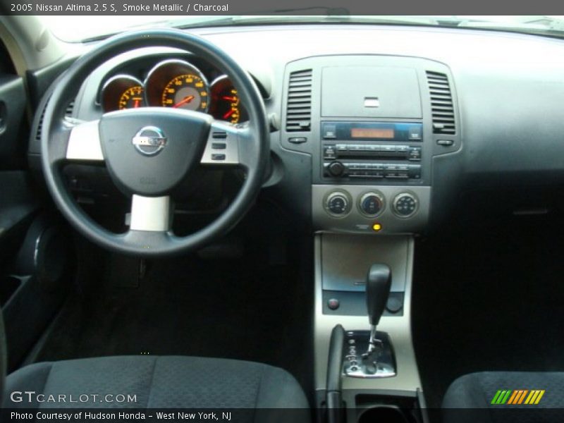 Smoke Metallic / Charcoal 2005 Nissan Altima 2.5 S