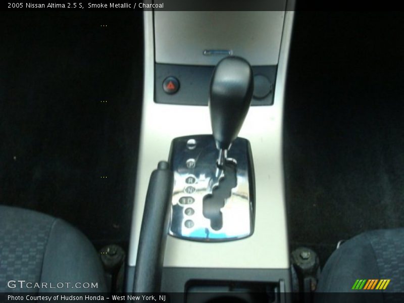 Smoke Metallic / Charcoal 2005 Nissan Altima 2.5 S
