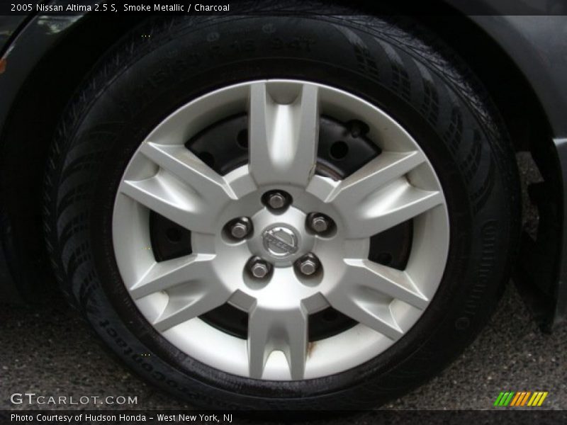 Smoke Metallic / Charcoal 2005 Nissan Altima 2.5 S