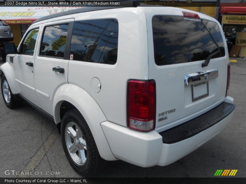 Stone White / Dark Khaki/Medium Khaki 2007 Dodge Nitro SLT