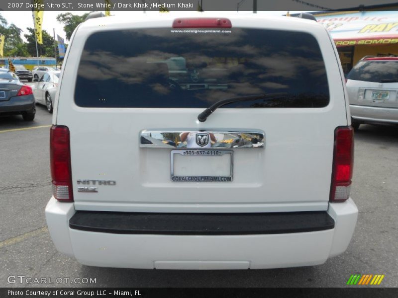 Stone White / Dark Khaki/Medium Khaki 2007 Dodge Nitro SLT