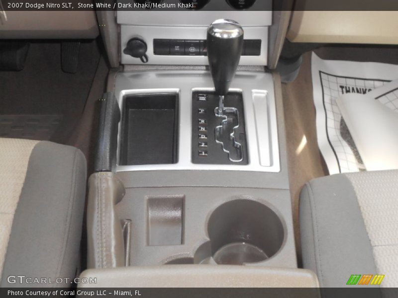 Stone White / Dark Khaki/Medium Khaki 2007 Dodge Nitro SLT