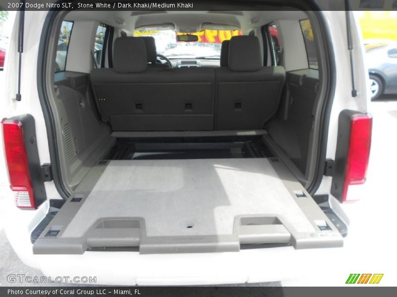 Stone White / Dark Khaki/Medium Khaki 2007 Dodge Nitro SLT