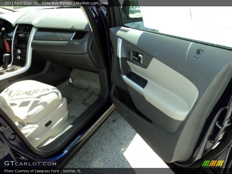 Kona Blue Metallic / Medium Light Stone 2011 Ford Edge SEL