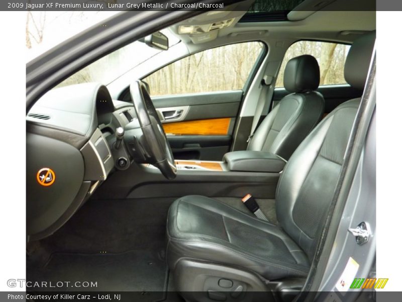 Lunar Grey Metallic / Charcoal/Charcoal 2009 Jaguar XF Premium Luxury