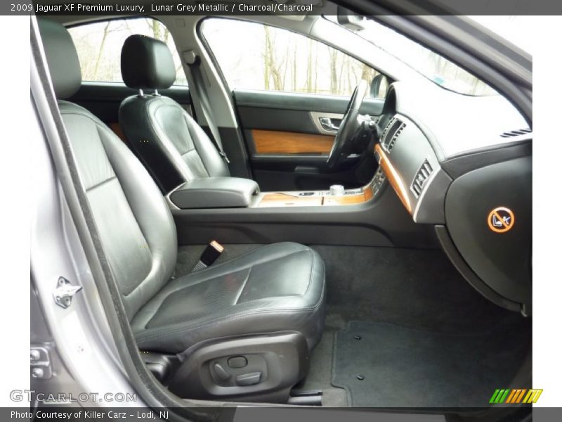 Lunar Grey Metallic / Charcoal/Charcoal 2009 Jaguar XF Premium Luxury