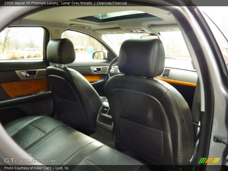 Lunar Grey Metallic / Charcoal/Charcoal 2009 Jaguar XF Premium Luxury