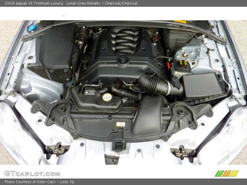 Lunar Grey Metallic / Charcoal/Charcoal 2009 Jaguar XF Premium Luxury