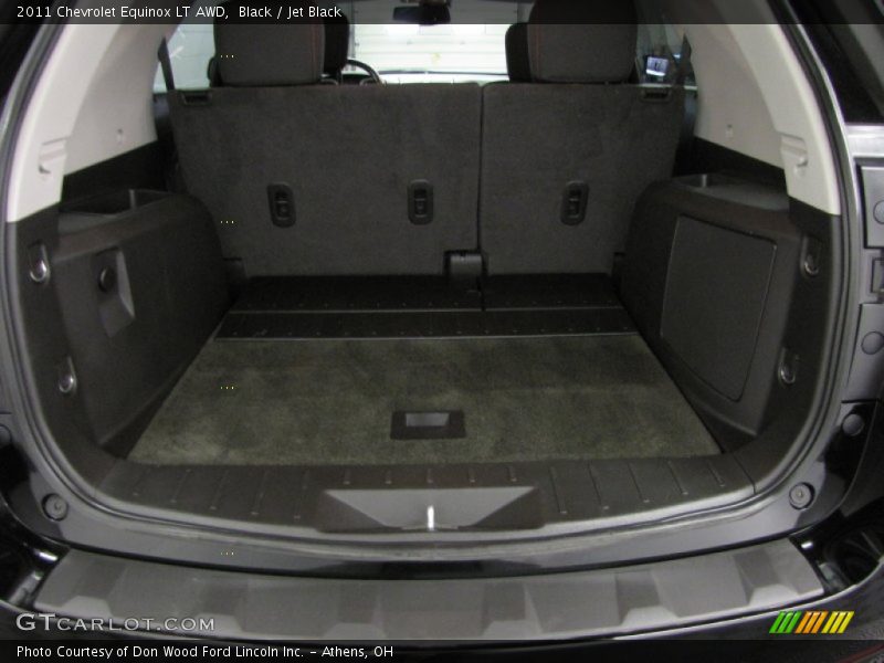 Black / Jet Black 2011 Chevrolet Equinox LT AWD