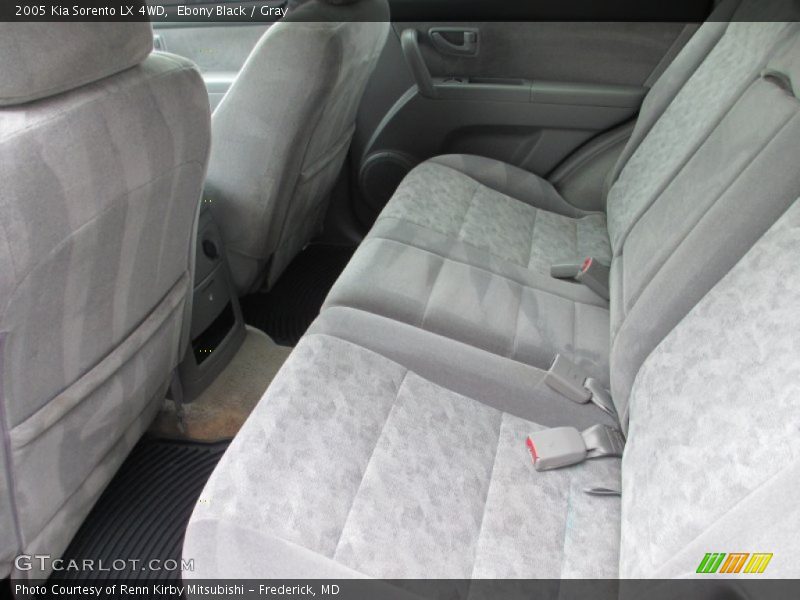 Ebony Black / Gray 2005 Kia Sorento LX 4WD