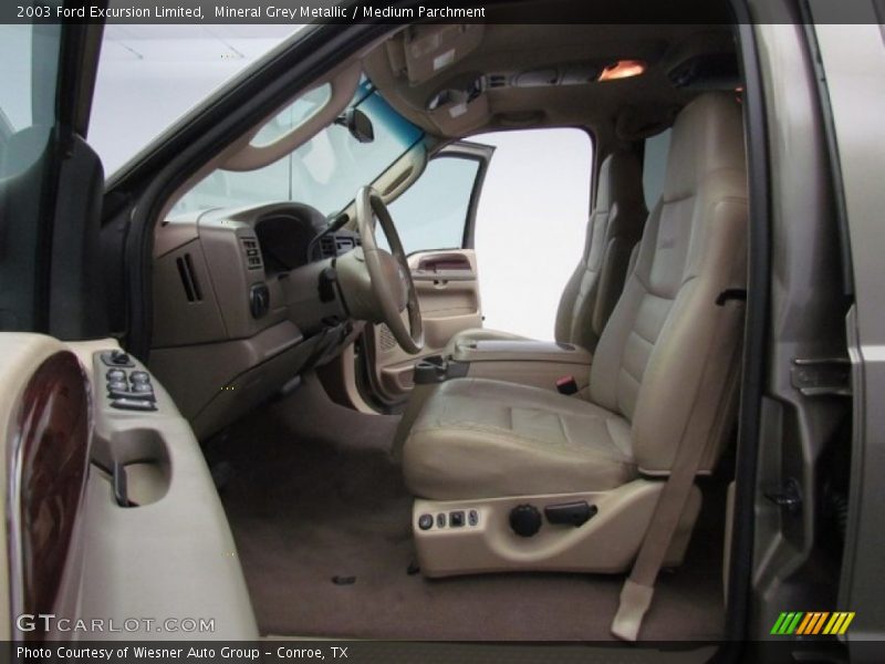  2003 Excursion Limited Medium Parchment Interior