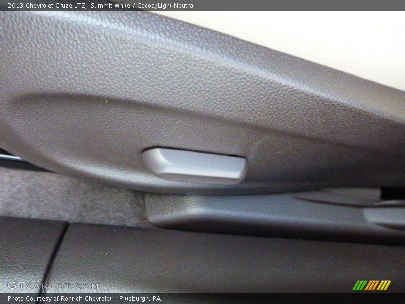 Summit White / Cocoa/Light Neutral 2013 Chevrolet Cruze LTZ