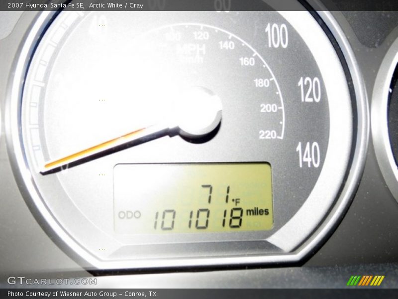 Arctic White / Gray 2007 Hyundai Santa Fe SE