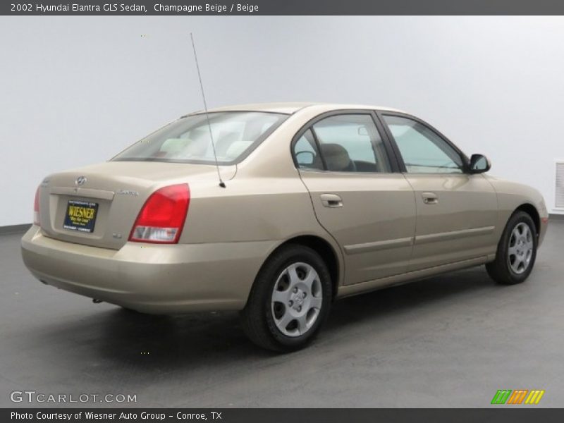 Champagne Beige / Beige 2002 Hyundai Elantra GLS Sedan