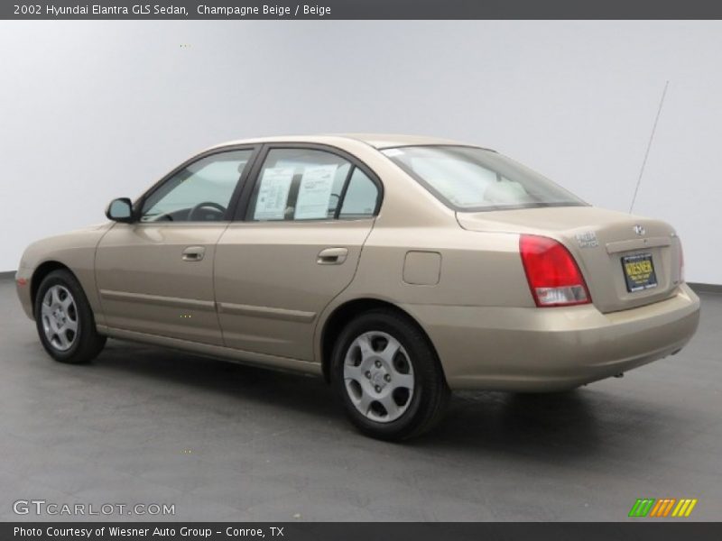 Champagne Beige / Beige 2002 Hyundai Elantra GLS Sedan