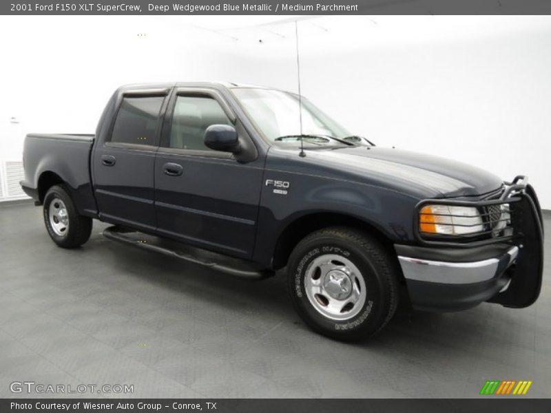 Deep Wedgewood Blue Metallic / Medium Parchment 2001 Ford F150 XLT SuperCrew