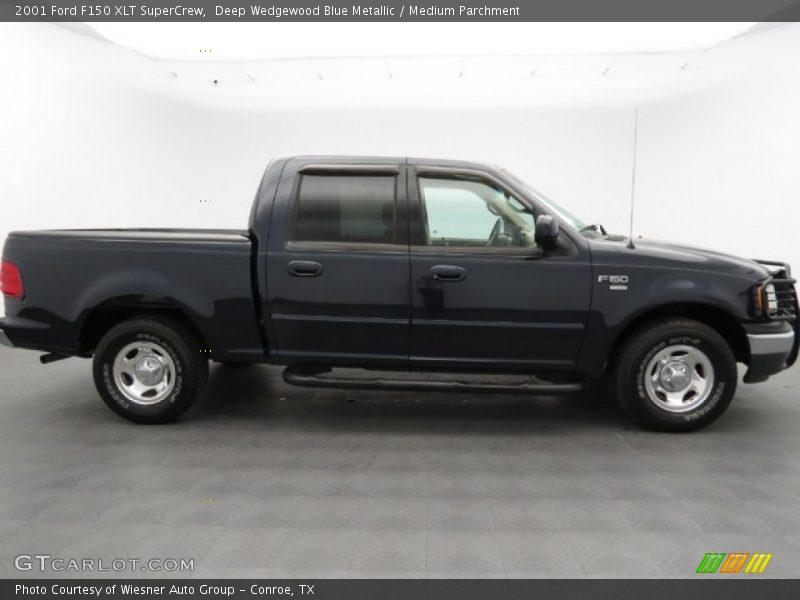 Deep Wedgewood Blue Metallic / Medium Parchment 2001 Ford F150 XLT SuperCrew