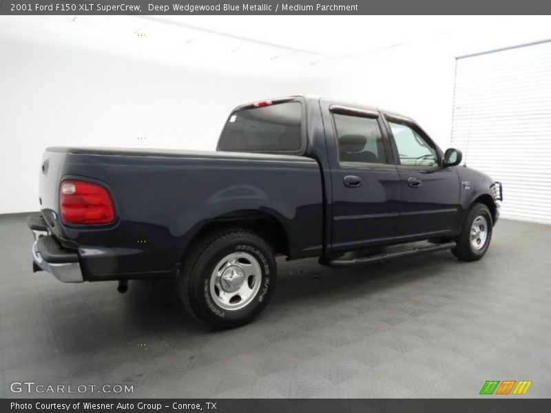 Deep Wedgewood Blue Metallic / Medium Parchment 2001 Ford F150 XLT SuperCrew