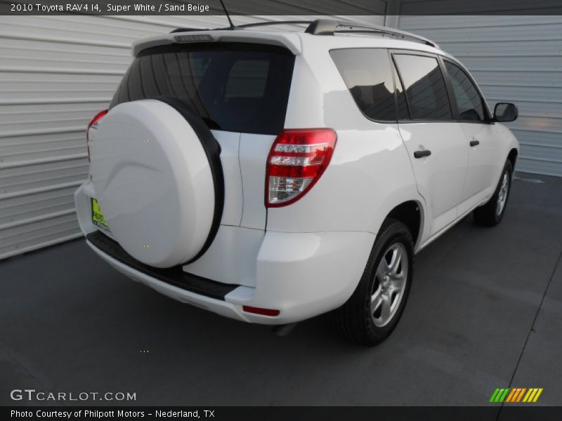 Super White / Sand Beige 2010 Toyota RAV4 I4