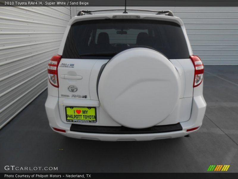 Super White / Sand Beige 2010 Toyota RAV4 I4