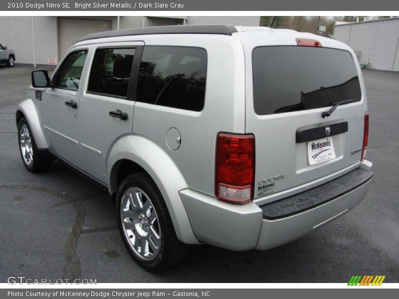 Bright Silver Metallic / Dark Slate Gray 2010 Dodge Nitro SE