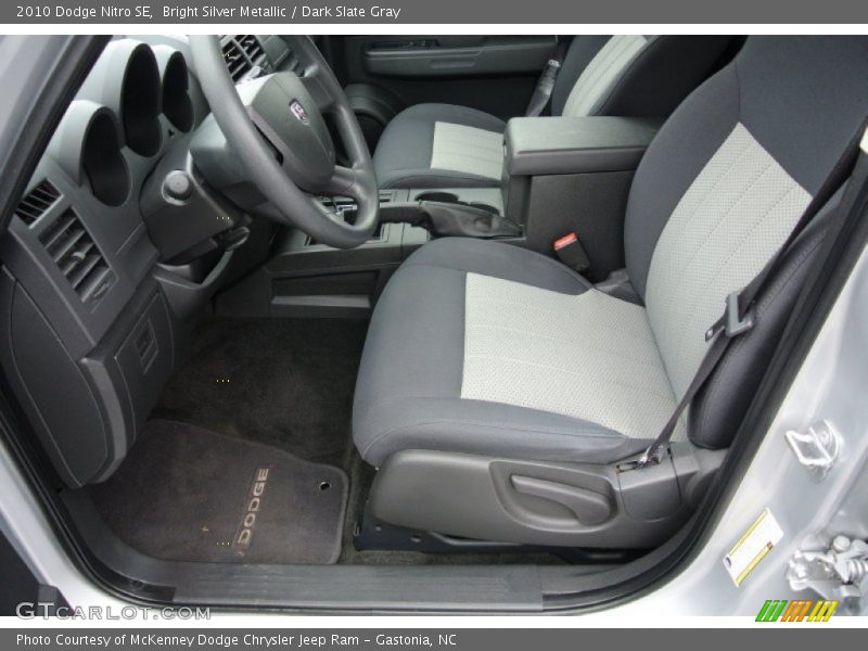 Bright Silver Metallic / Dark Slate Gray 2010 Dodge Nitro SE