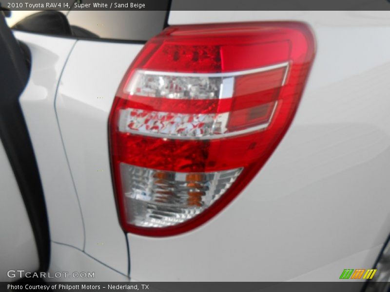 Super White / Sand Beige 2010 Toyota RAV4 I4