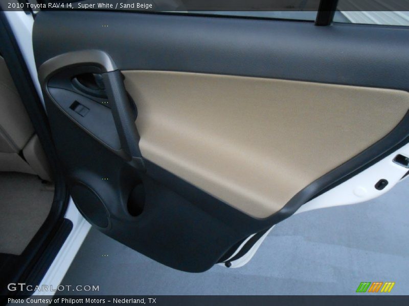 Super White / Sand Beige 2010 Toyota RAV4 I4