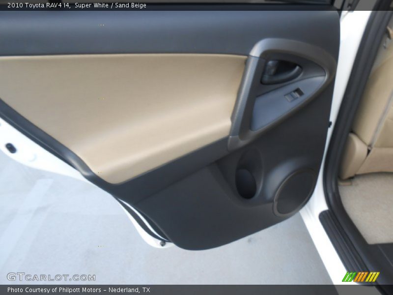 Super White / Sand Beige 2010 Toyota RAV4 I4
