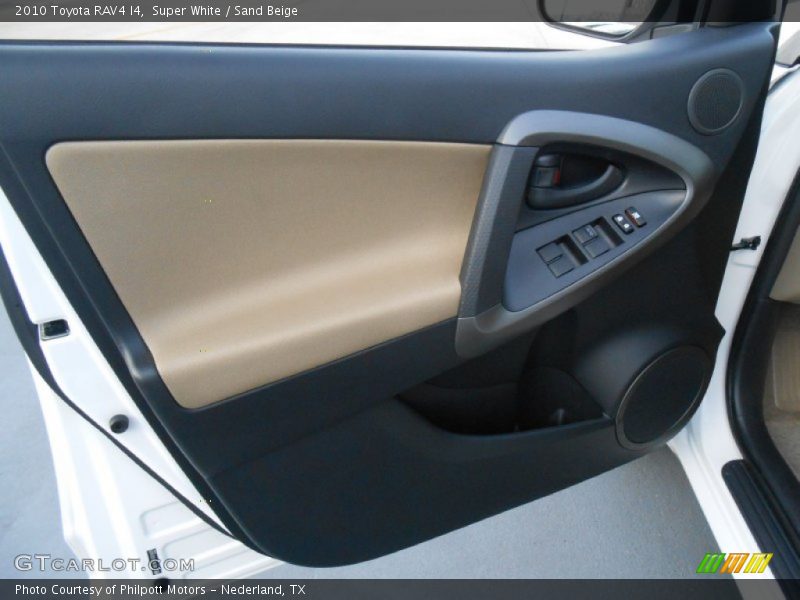 Super White / Sand Beige 2010 Toyota RAV4 I4