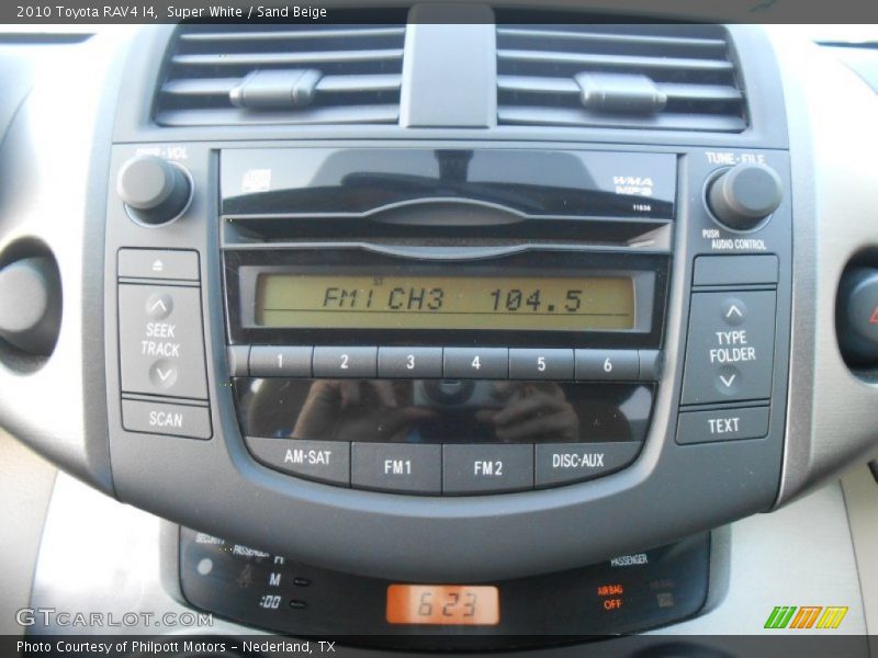 Super White / Sand Beige 2010 Toyota RAV4 I4