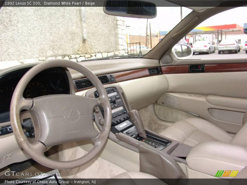 Diamond White Pearl / Beige 1992 Lexus SC 300
