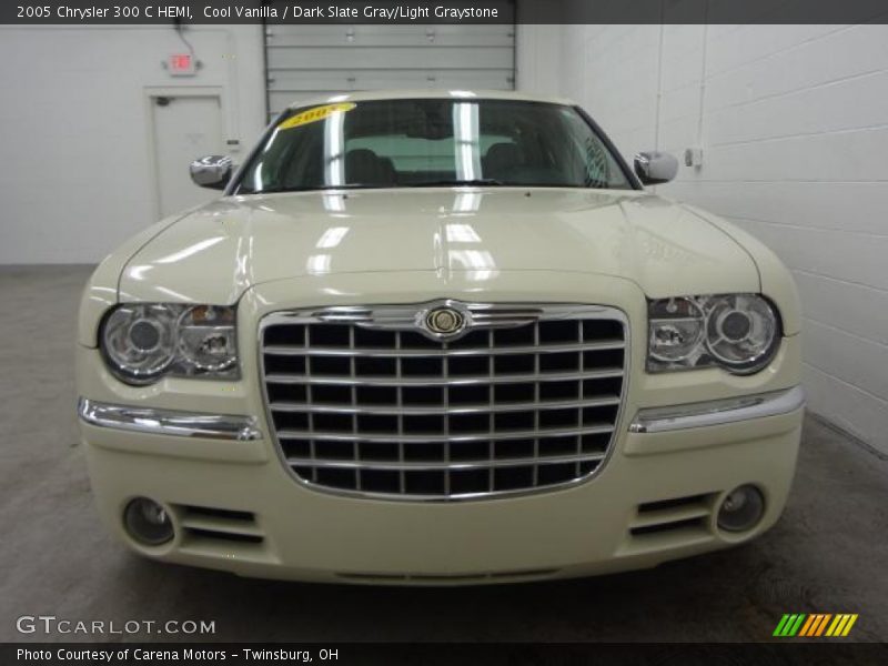 Cool Vanilla / Dark Slate Gray/Light Graystone 2005 Chrysler 300 C HEMI