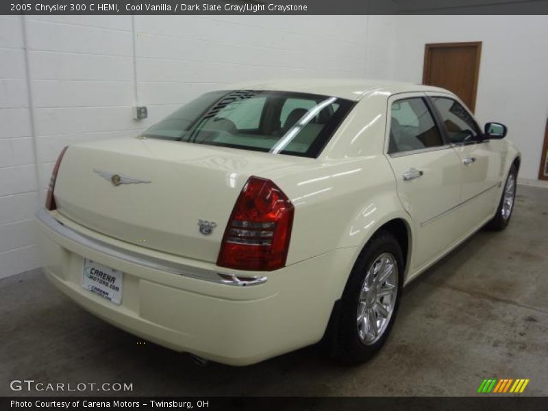 Cool Vanilla / Dark Slate Gray/Light Graystone 2005 Chrysler 300 C HEMI