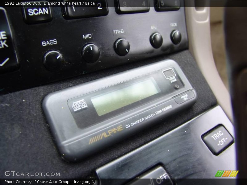 Diamond White Pearl / Beige 1992 Lexus SC 300