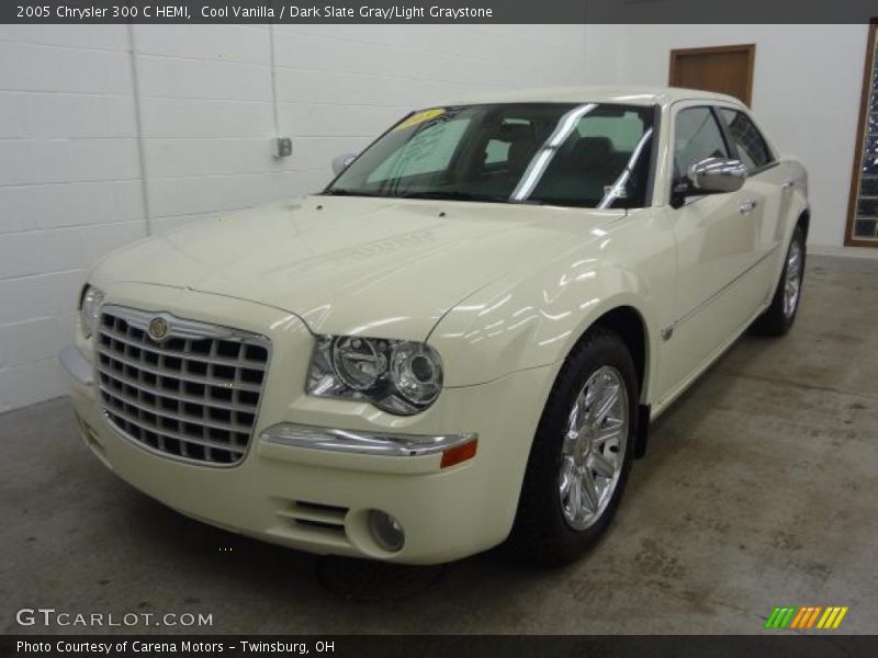 Cool Vanilla / Dark Slate Gray/Light Graystone 2005 Chrysler 300 C HEMI