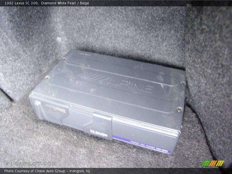 Diamond White Pearl / Beige 1992 Lexus SC 300