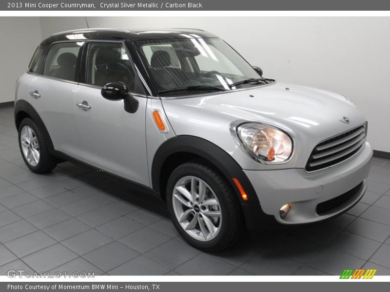 Front 3/4 View of 2013 Cooper Countryman