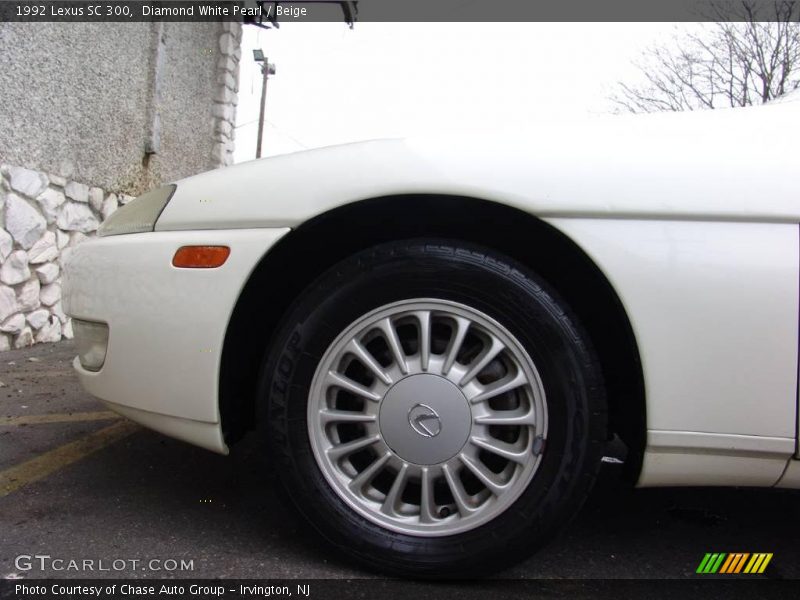 Diamond White Pearl / Beige 1992 Lexus SC 300