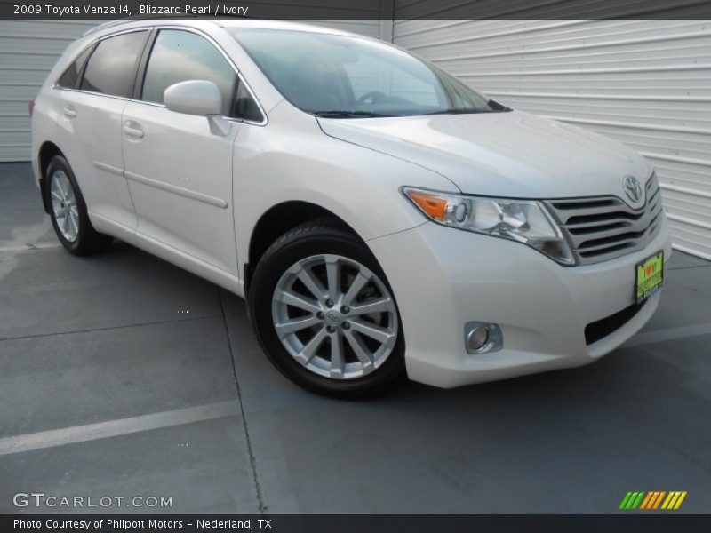 Blizzard Pearl / Ivory 2009 Toyota Venza I4