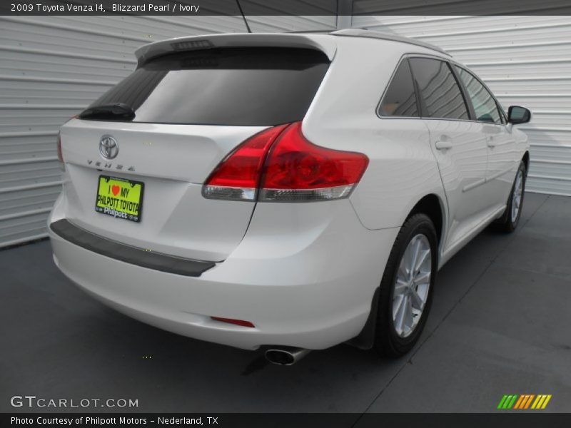 Blizzard Pearl / Ivory 2009 Toyota Venza I4