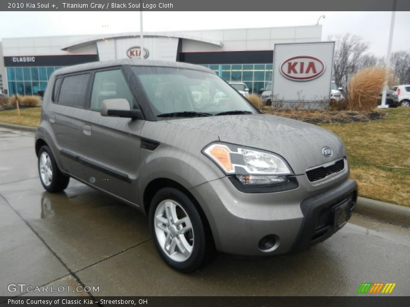 Titanium Gray / Black Soul Logo Cloth 2010 Kia Soul +