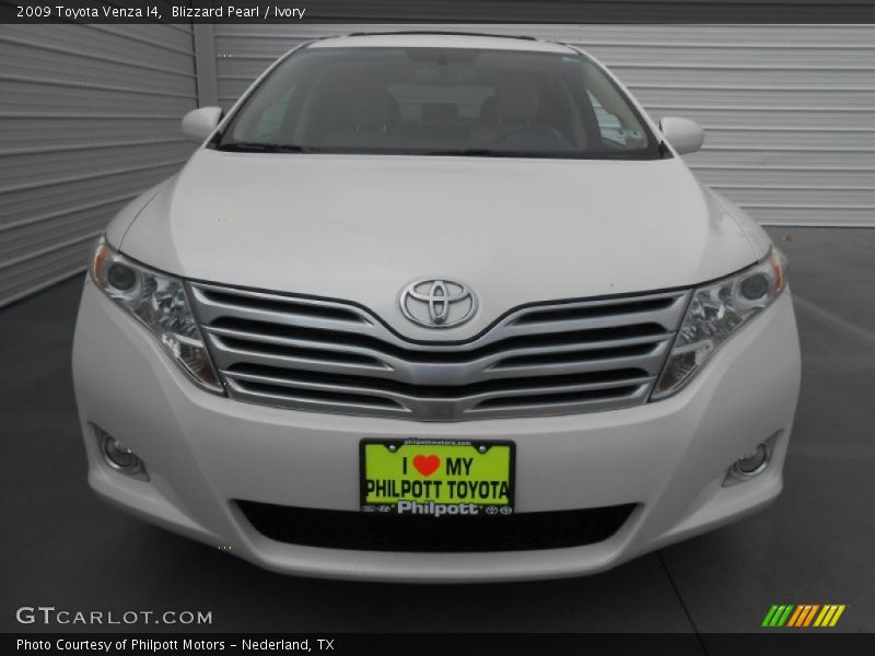 Blizzard Pearl / Ivory 2009 Toyota Venza I4