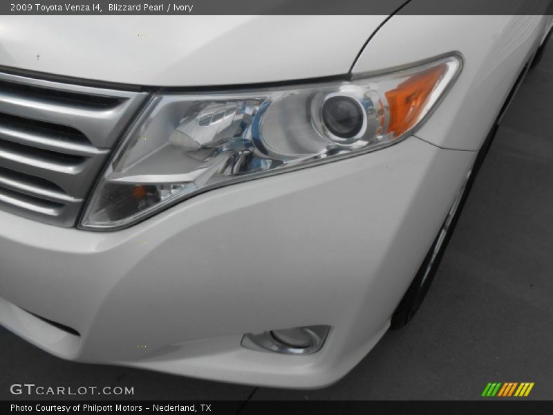 Blizzard Pearl / Ivory 2009 Toyota Venza I4