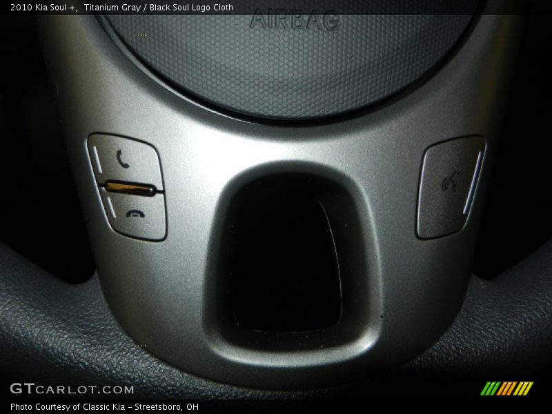 Titanium Gray / Black Soul Logo Cloth 2010 Kia Soul +
