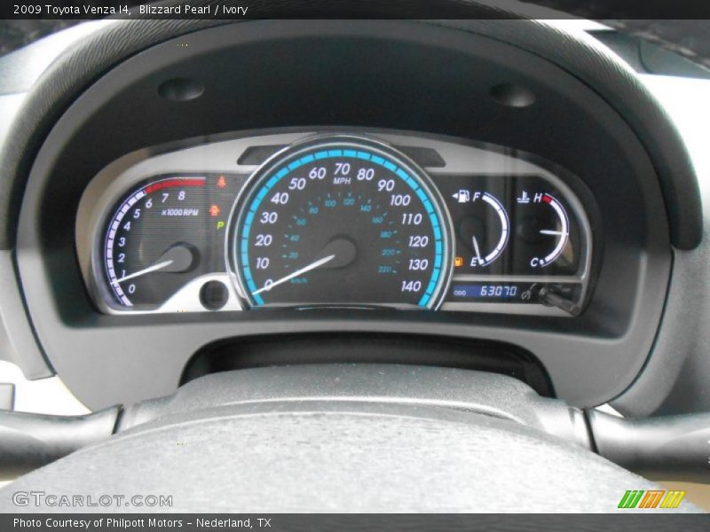 Blizzard Pearl / Ivory 2009 Toyota Venza I4