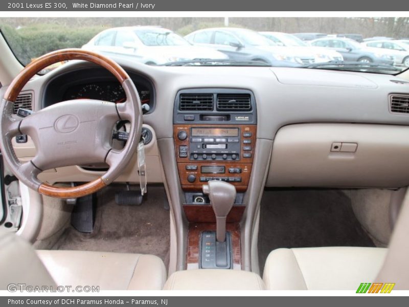 White Diamond Pearl / Ivory 2001 Lexus ES 300