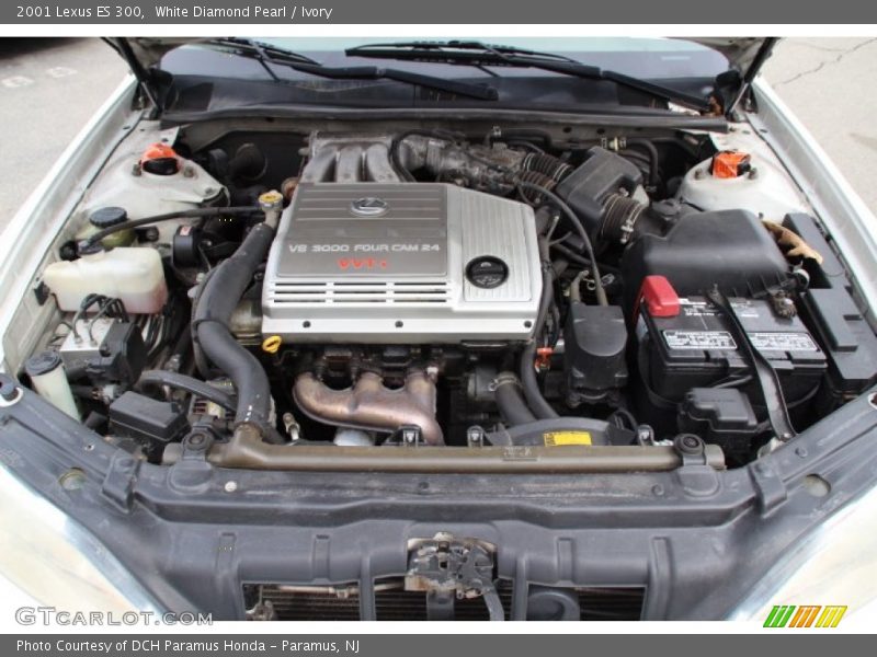 White Diamond Pearl / Ivory 2001 Lexus ES 300